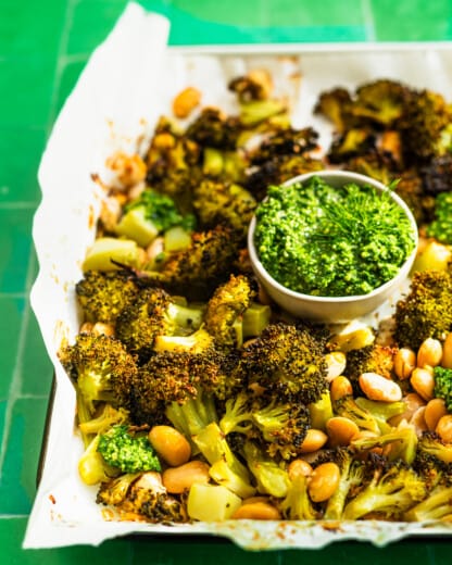 Knapperige broccoli met wortelloofpesto 1 Knapperige broccoli